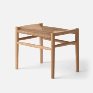 FDB Mobler J83 Bench:: Lacquered Oak::Main
